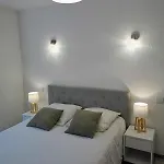 F2 Proche Centre Thermal Apartamento *