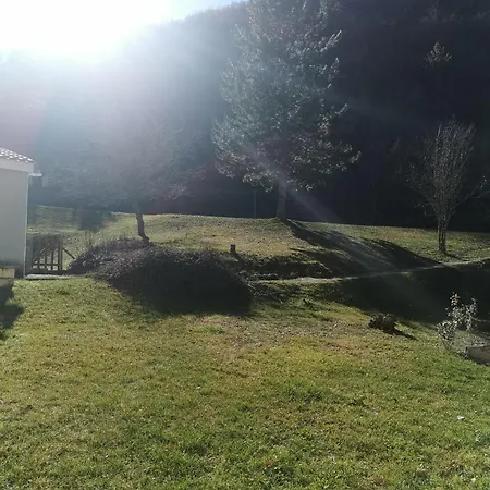 Apartament F2 Proche Centre Thermal