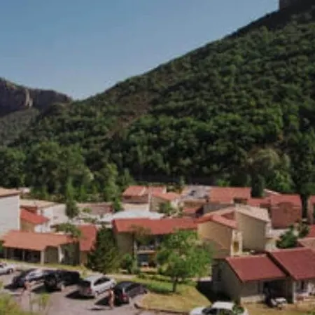 F2 Proche Centre Thermal Apartament *