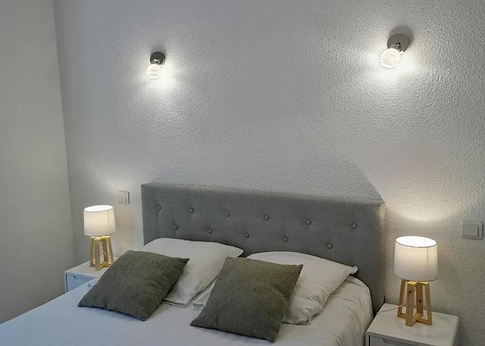 F2 Proche Centre Thermal דירה *